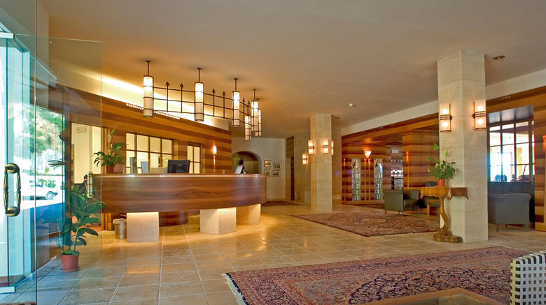 <b>Adler Thermae Spa Resort Lobby</b>