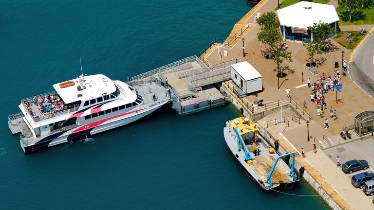 Bermuda_Ferries