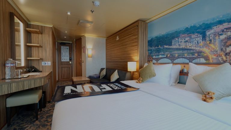 CarnivalFirenze_Stateroom